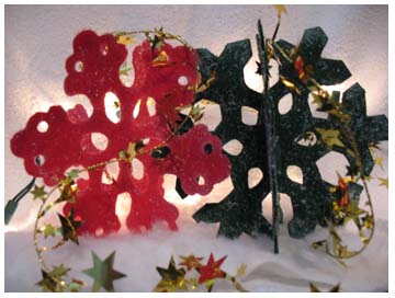 3D Snowflake Crafts from www.all-about-stencils.com
