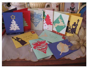 Stenciled Christmas Cards from www.all-about-stencils.com