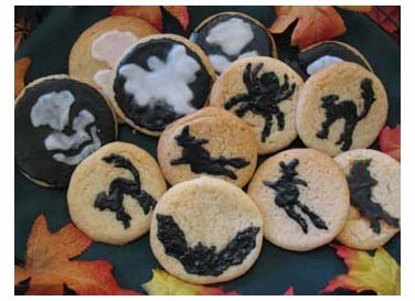 Halloween Stenciled Cookies from www.all-about-stencils.com