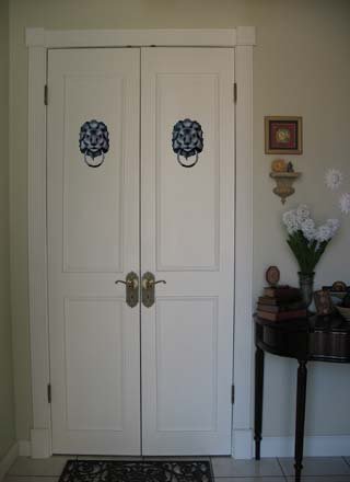 Trompe L oeil Stenciled Doors from www.all-about-stencils.com