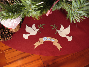 Christmas Tree Skirt with Doves from www.all-about-stencils.com